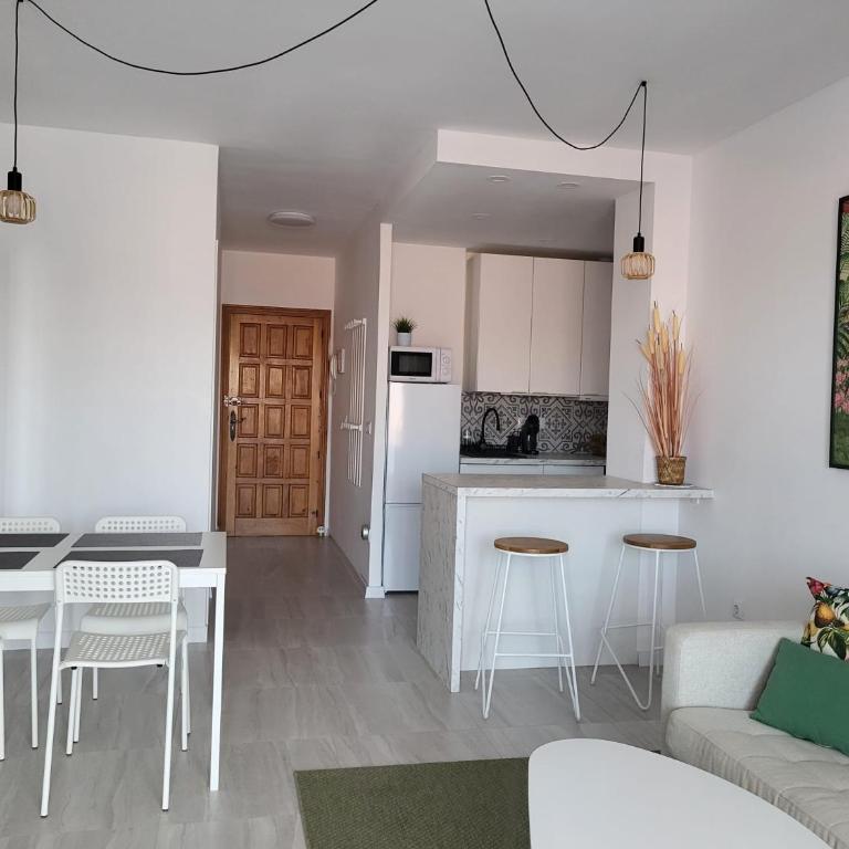 Piekny apartament centrum 2 sypialnie z basenem - Two-Bedroom Apartment - 5