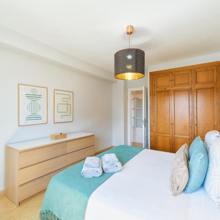 Soho Malaga by Lovely Home - Three-Bedroom Home - 3