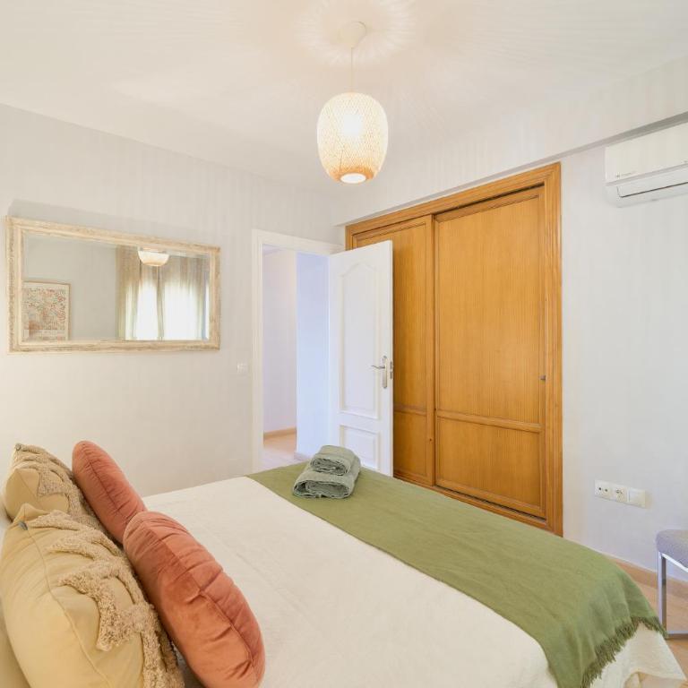 Soho Malaga by Lovely Home - Three-Bedroom Home - 8