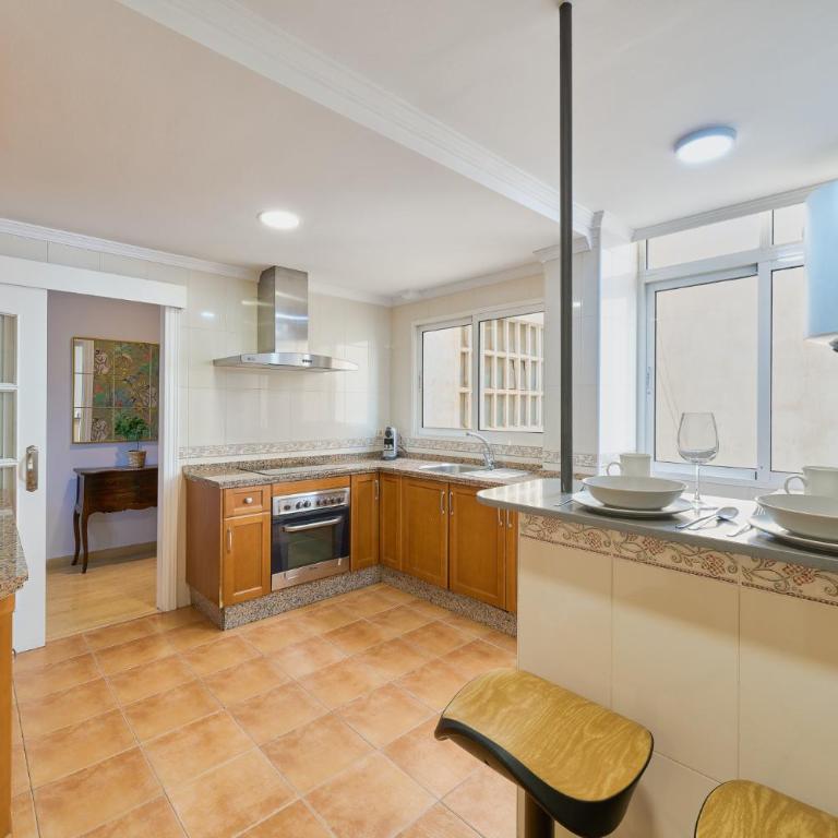 Soho Malaga by Lovely Home - Three-Bedroom Home - 4