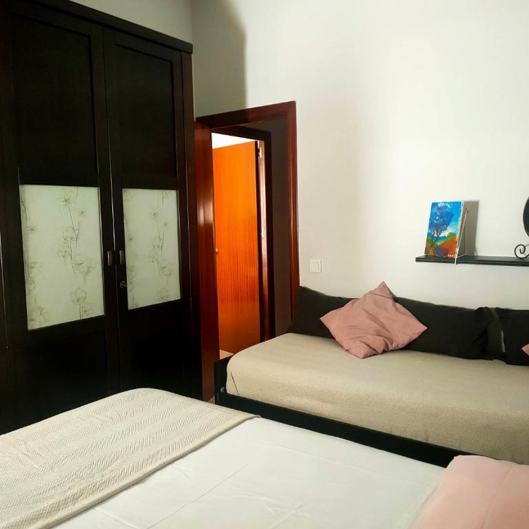 Apartamento en pleno centro de Cadiz con parking economico - Apartamento de 2 dormitorios - 23