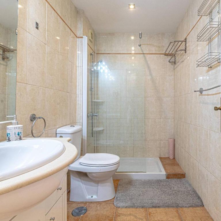 Seaside Escape 2bed by Dream Homes Tenerife - Apartamento de 2 dormitorios - 24