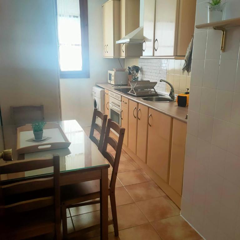 Apartamento en pleno centro de Cadiz con parking economico - Apartamento de 2 dormitorios - 14