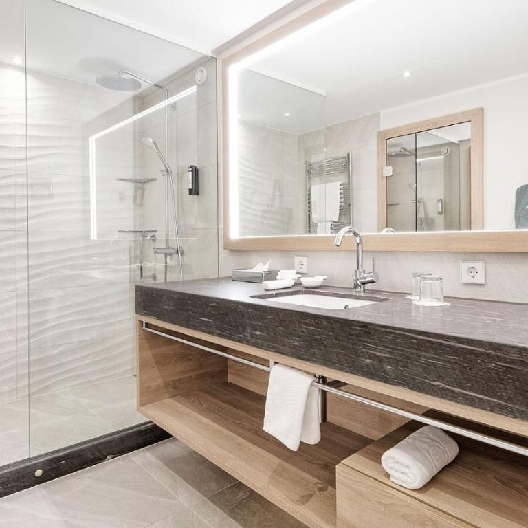 DAS RONACHER Thermal Spa Hotel - Deluxe Einzelzimmer mit Balkon - 1