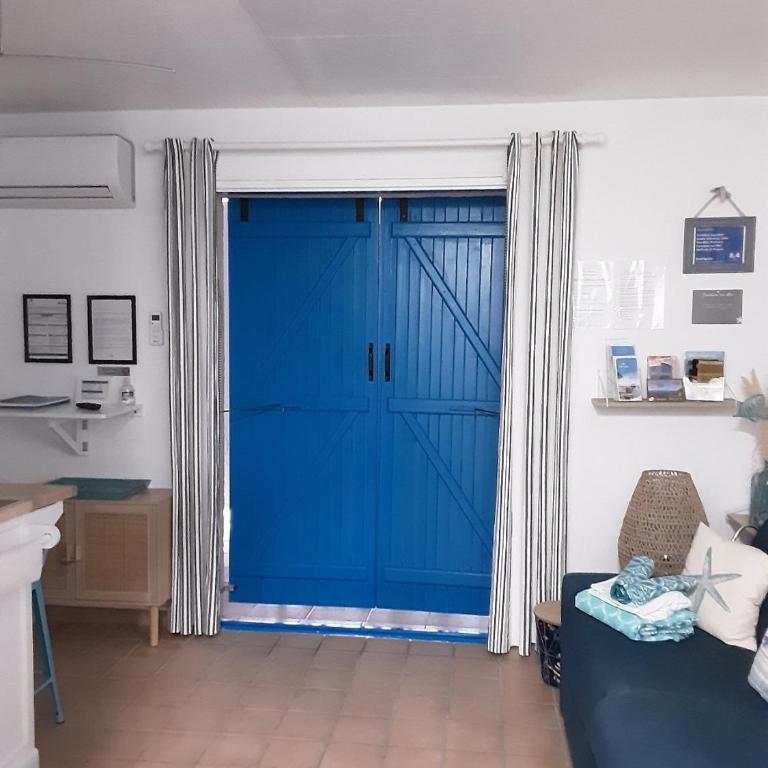"TI SABLE" Agréable studio climatisé, Jolie Vue Mer, Piscine à Cavalaire sur Mer Golfe de St-Tropez - Appartement - Vue sur Mer - 17