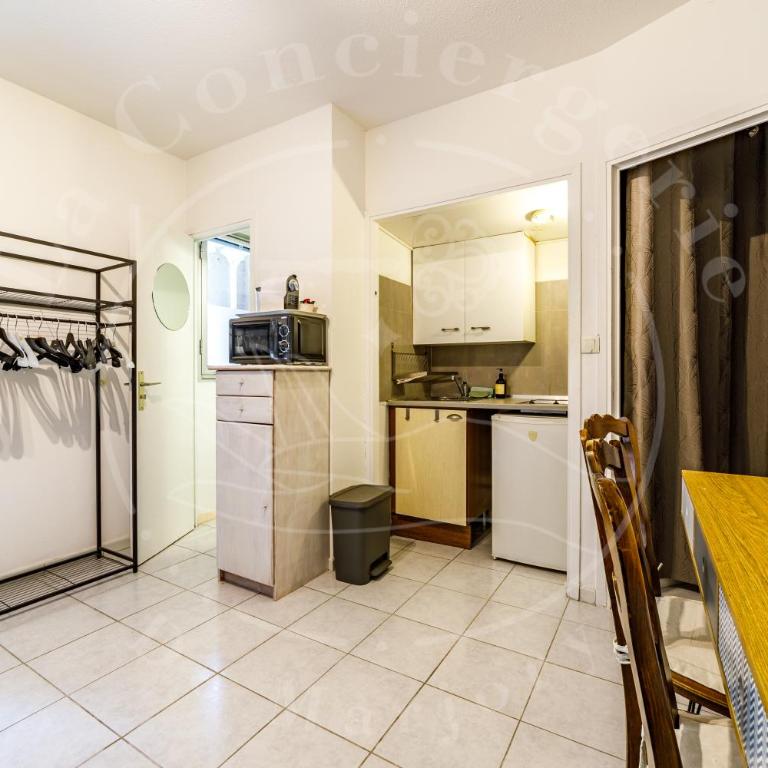 Charmant Studio au Mourillon Balcon, Wi-Fi, Clim - Apartment mit 1 Schlafzimmer - 8