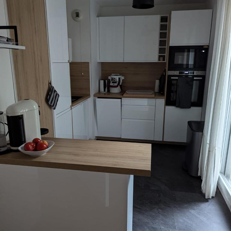 Prox Stade France appart 2P Chaleureux - Appartamento con 1 Camera da Letto - 8