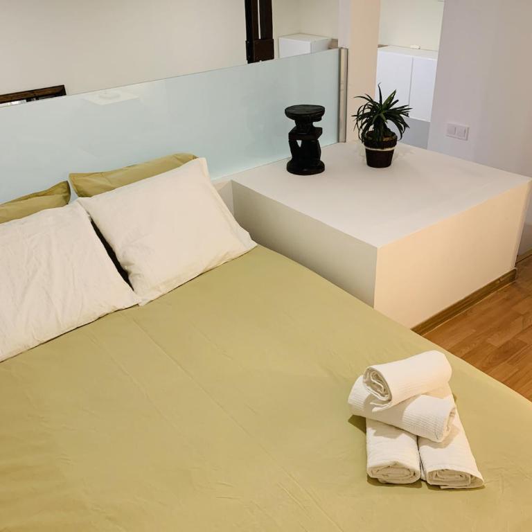 Modern Apartment III in Madrid - Two-Bedroom Apartment - 2