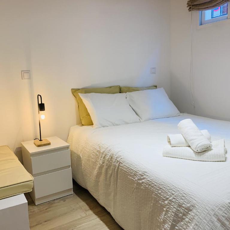 Modern Apartment III in Madrid - Two-Bedroom Apartment - 10
