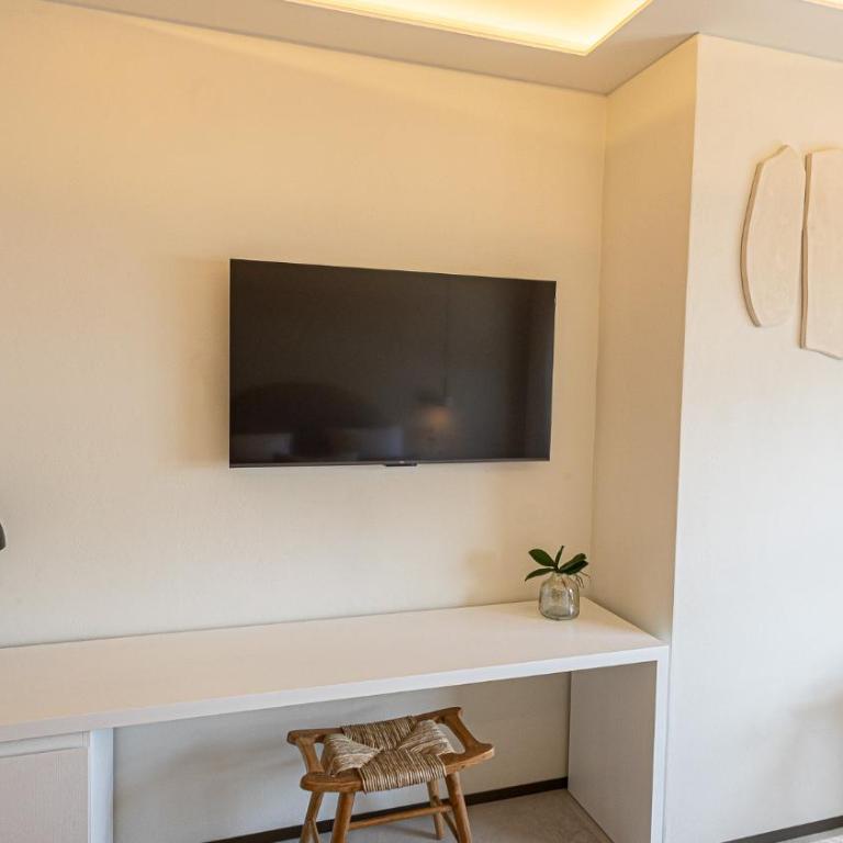 Chinitas Boutique Bellavista - Habitación Doble Deluxe con vistas al mar - 13