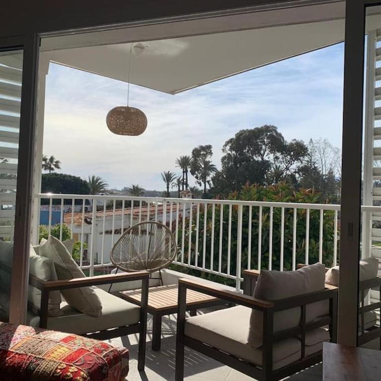 Beachfront San Pedro Alcantara - Three-Bedroom Apartment - 7