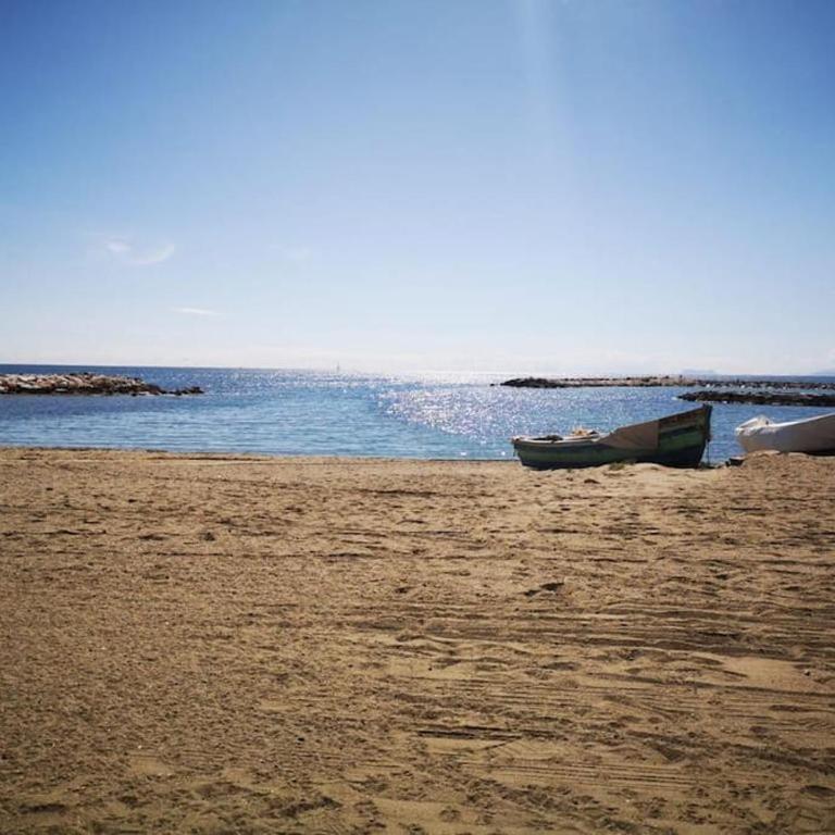 Beachfront San Pedro Alcantara - Three-Bedroom Apartment - 26