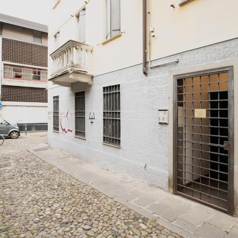 EnJoy Home - Bilocale centralissimo in via Roma - Appartamento con 1 Camera da Letto - 7