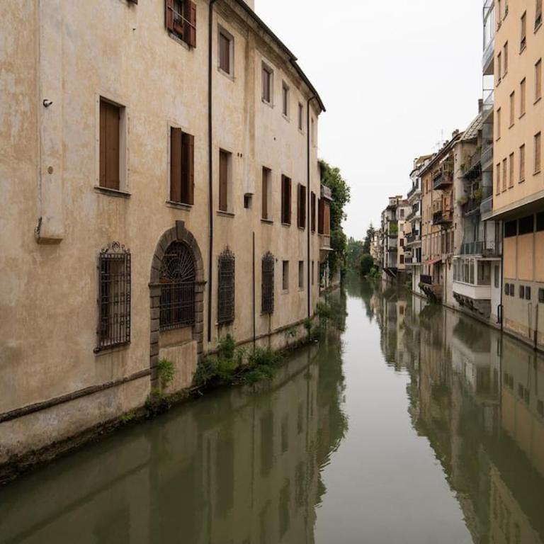 EnJoy Home - Bilocale centralissimo in via Roma - Appartamento con 1 Camera da Letto - 15