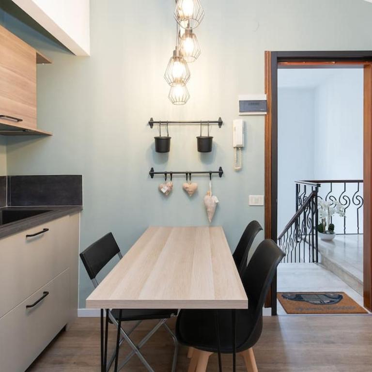 EnJoy Home - Bilocale centralissimo in via Roma - Appartamento con 1 Camera da Letto - 23