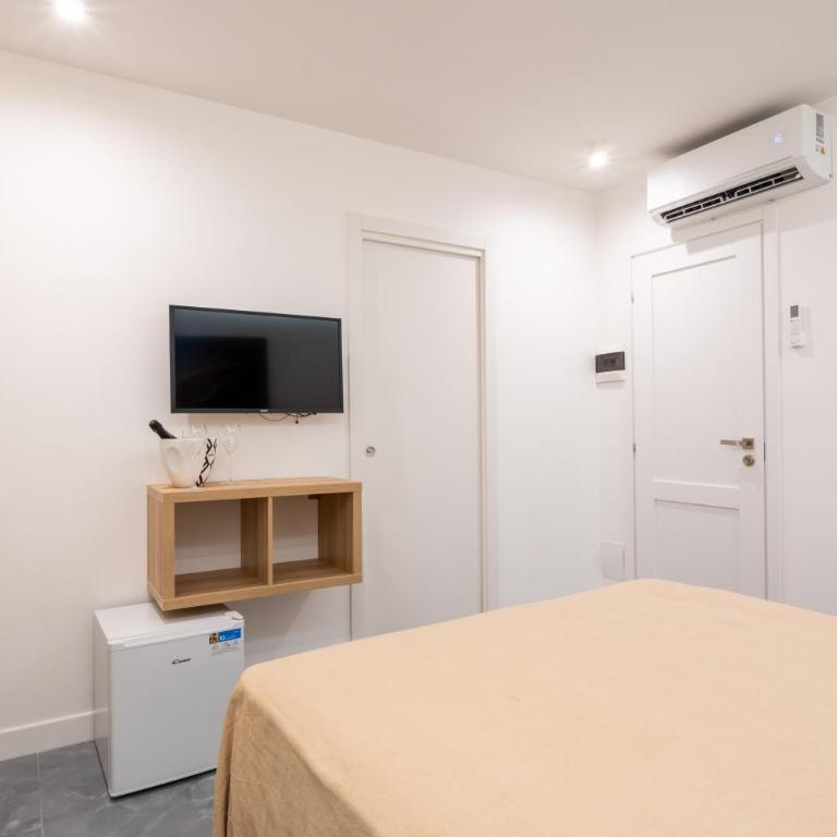 La Maison di Tina - Camera Matrimoniale con Bagno Privato - 15