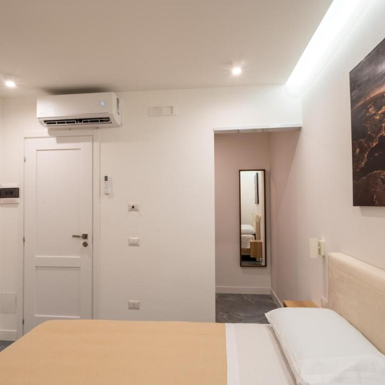 La Maison di Tina - Camera Matrimoniale con Bagno Privato - 16