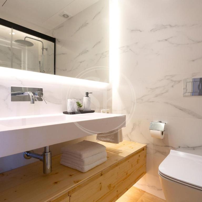 Maravilloso alojamiento con vistas a Barcelona - Apartamento de 3 dormitorios - 27