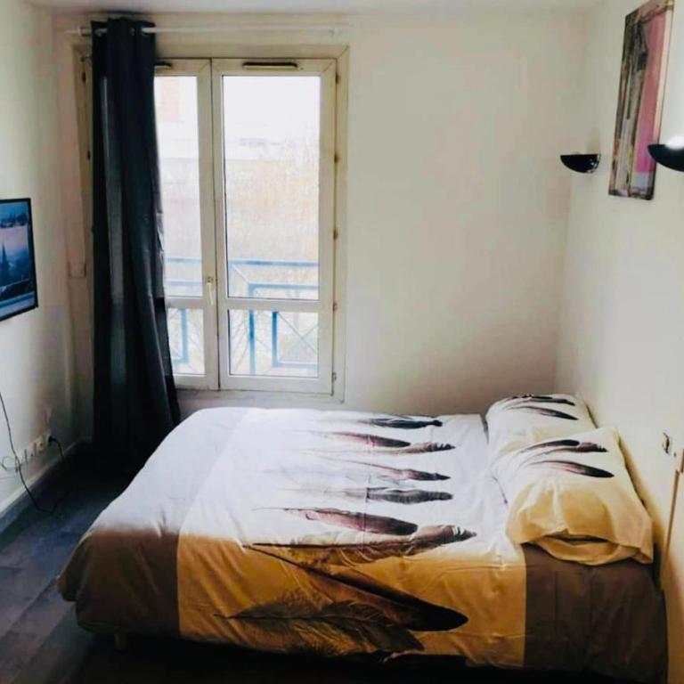 S2 Bel appartement 10min centre Paris stade de France - One-Bedroom Apartment - 1