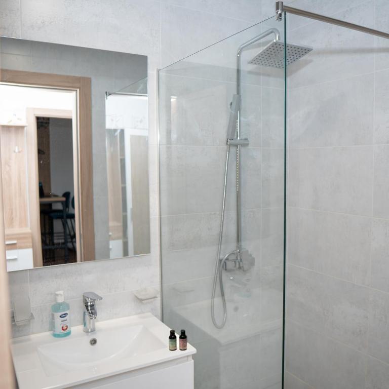 Apartment Minna Master Quart - One-Bedroom Apartment - 11