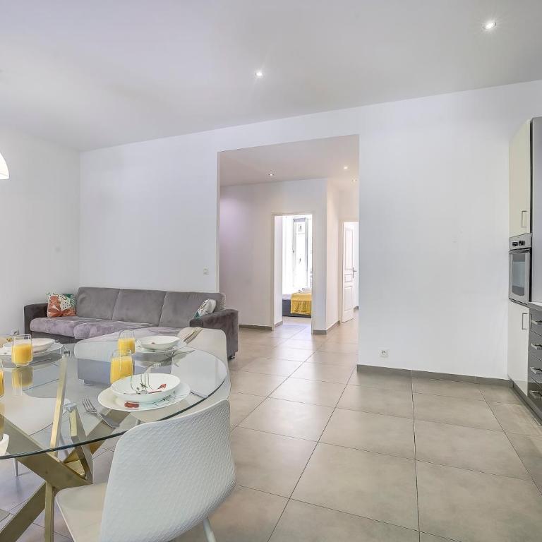 Maison Bianchi - Place Marshall - Appartement 2 Chambres - 12