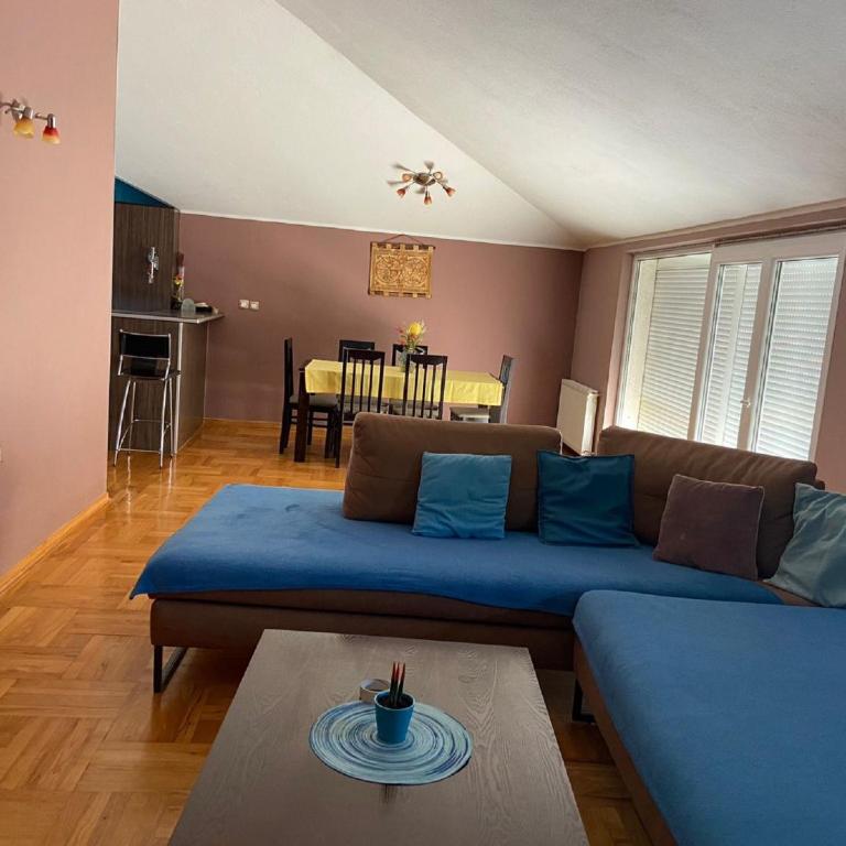 Beautiful Loft - Apartman s 2 Spavaće Sobe i Terasom - 7