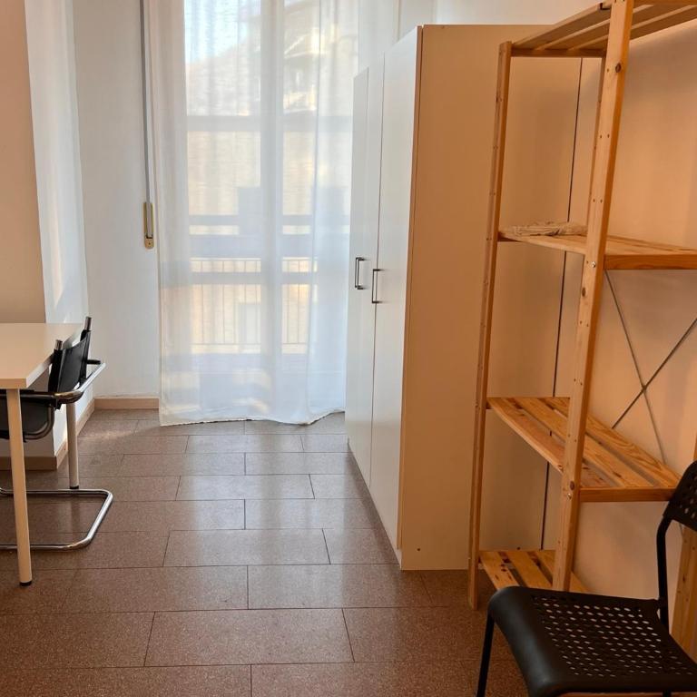 Como City Life - Standard Single Room with Shared Bathroom - 6