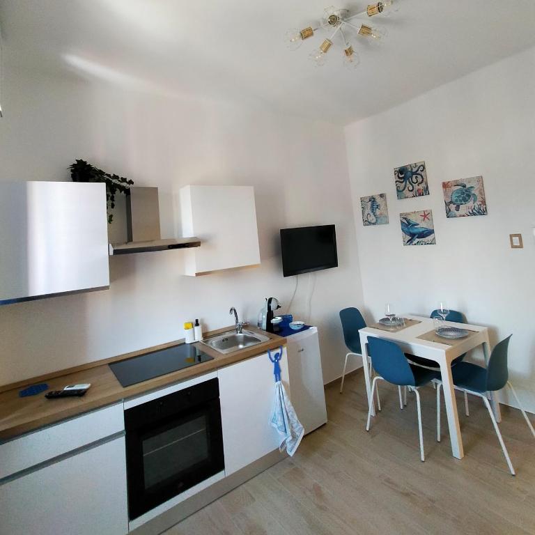 Dimora Giovanni - Double Room with Private Bathroom - 6