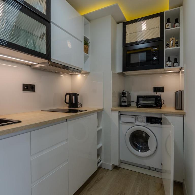 714 Luxury Plaza Suite estudio junto a la playa Marbella - One-Bedroom Apartment - 8