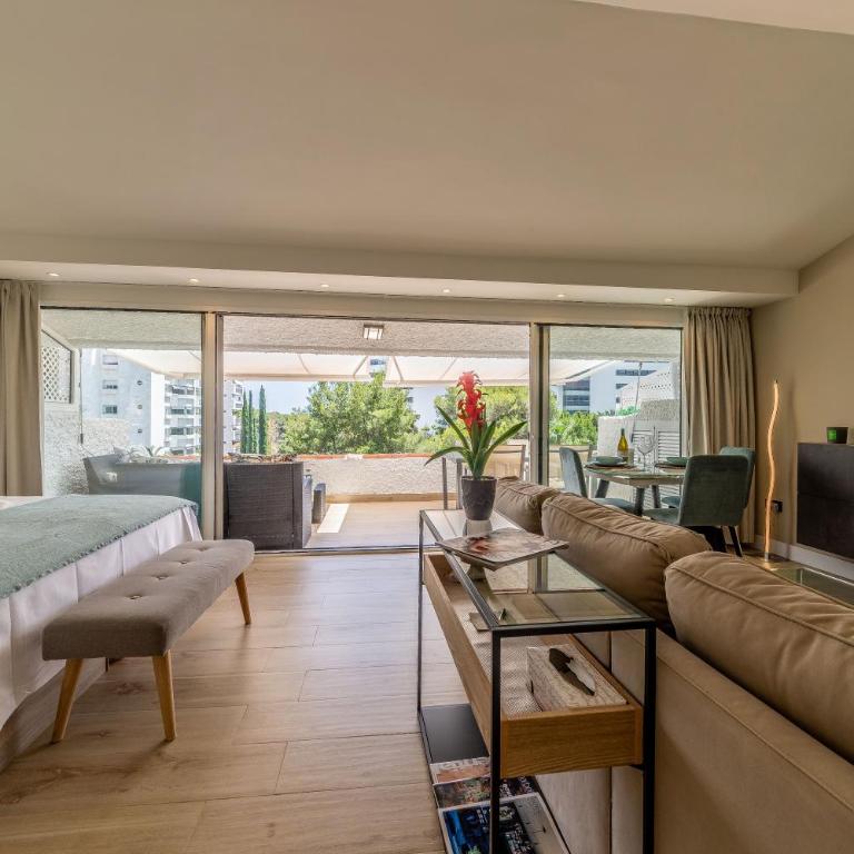 714 Luxury Plaza Suite estudio junto a la playa Marbella - One-Bedroom Apartment - 1