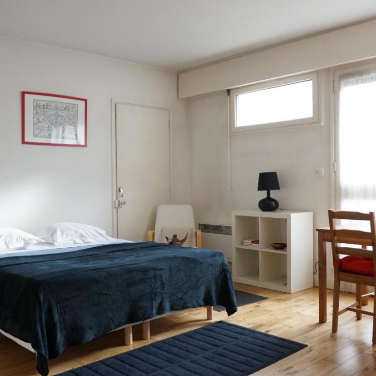Paris Apartment Close to Eiffel Tower and Metro - Studio - 1