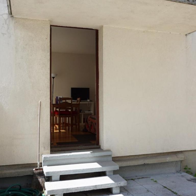 Paris Apartment Close to Eiffel Tower and Metro - Studio - 14