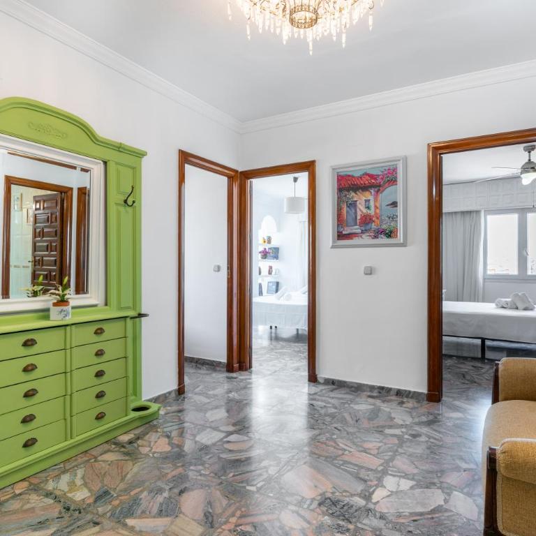 WintowinRentals Céntrico y Luminoso Apartamento en el Corazón de Málaga - Apartamento de 3 dormitorios - 23