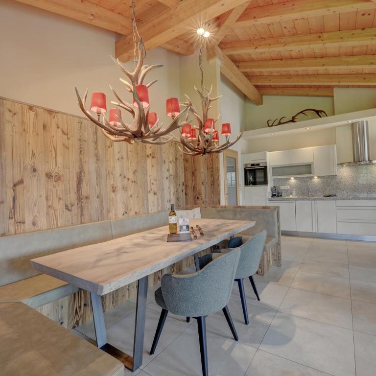 Residenz an der Burg by Kaprun Rentals - Penthouse-Apartment mit historischer Aussicht - 3