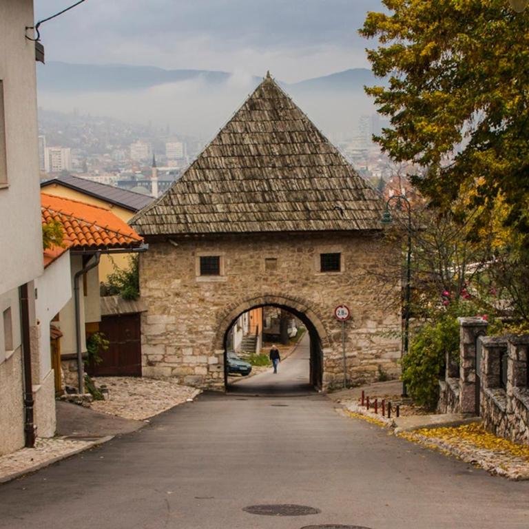 Balcony of Sarajevo - Apartman sa Terasom - 55