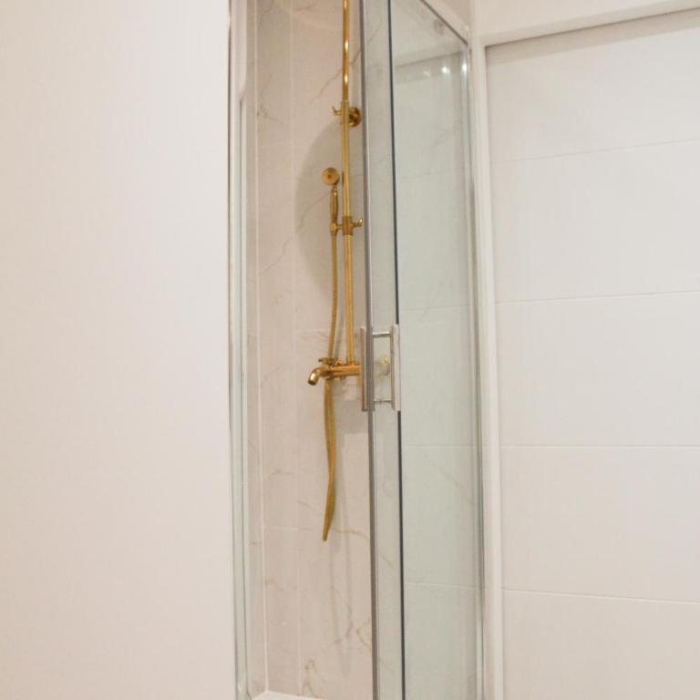 Magnifique Appartement de 3 chambres + Parking - Appartement 3 Chambres - 14