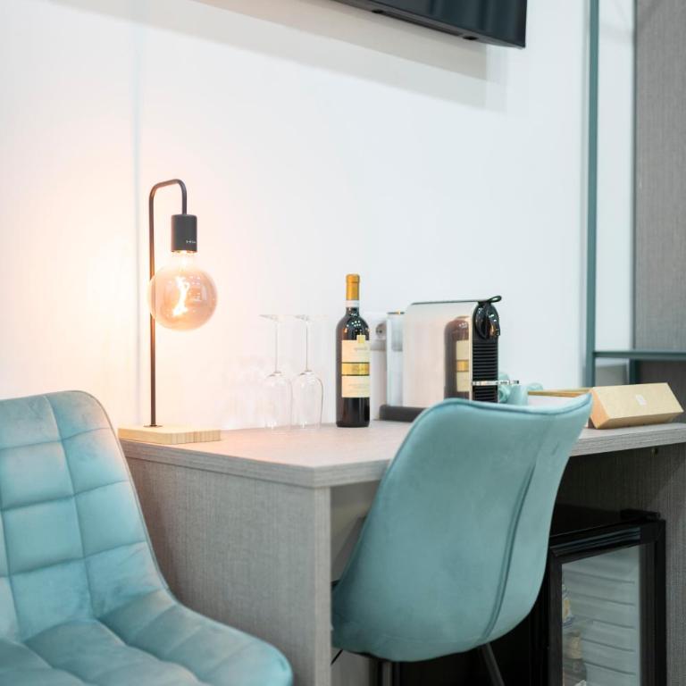 Trastevere Luxury Rooms - Deluxe King Room - 3