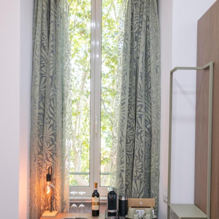 Trastevere Luxury Rooms - Deluxe King Room - 20