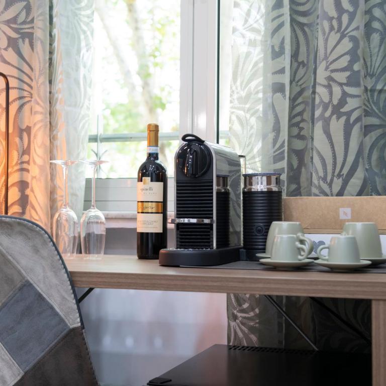 Trastevere Luxury Rooms - Deluxe King Room - 22