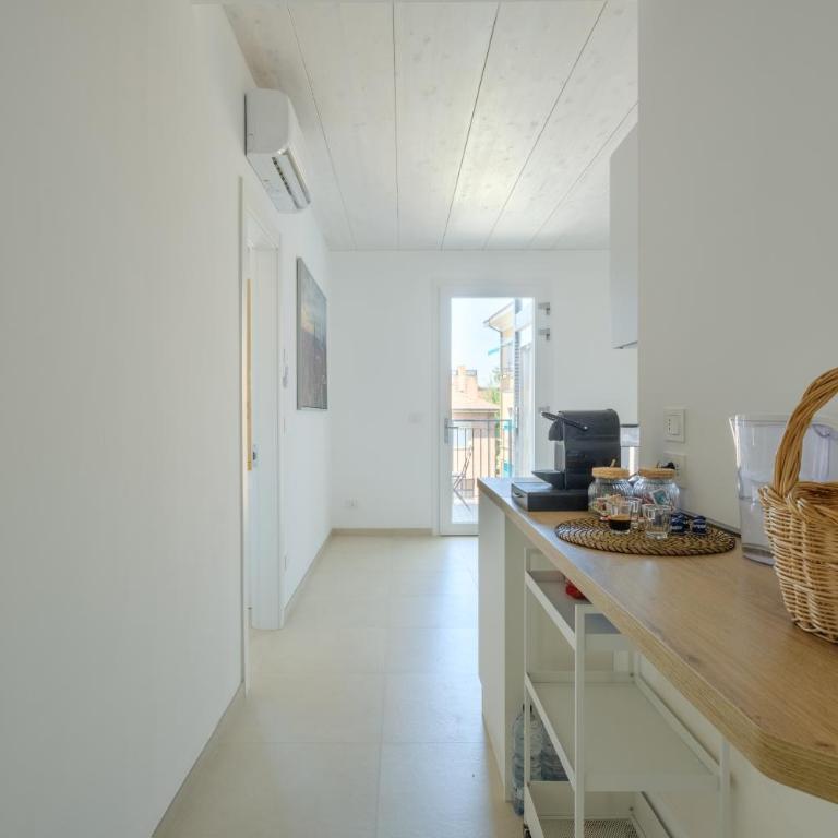 Apartment With Elevator And Private Parking - Three-Bedroom Superior Apartment - 15