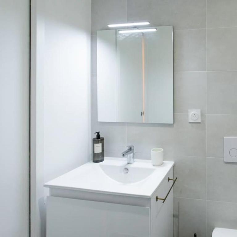 #14 Staywizus - Central balcony 5mins Old town & Sea AC WIFI - Appartement 1 Chambre - 17