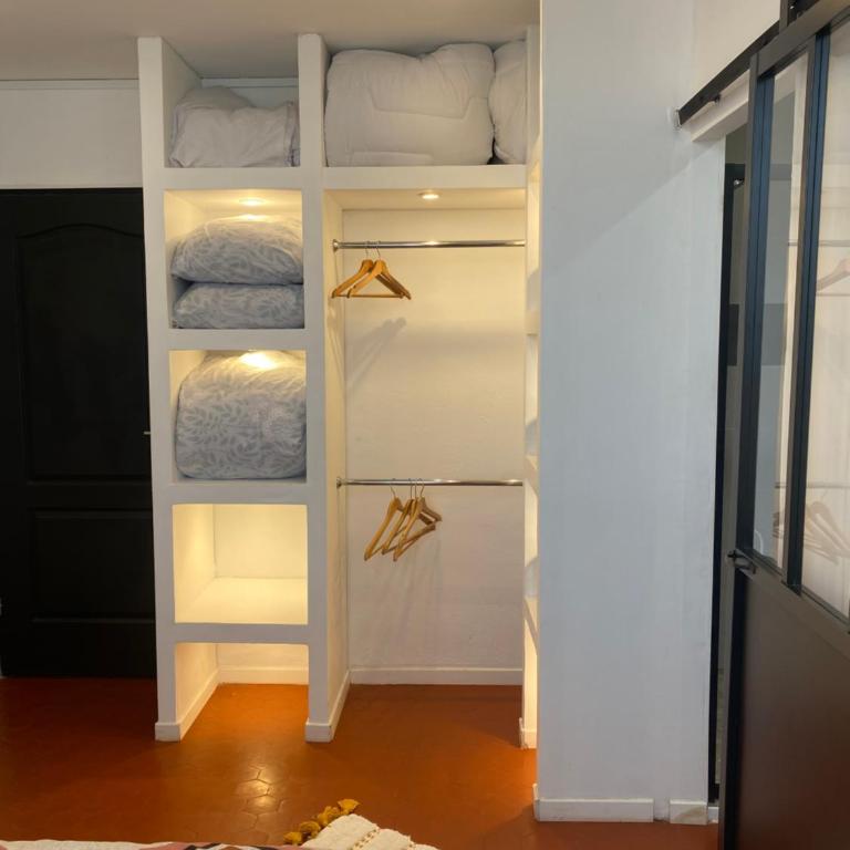 T2 climatisé - Près des plages - One-Bedroom Apartment - 7