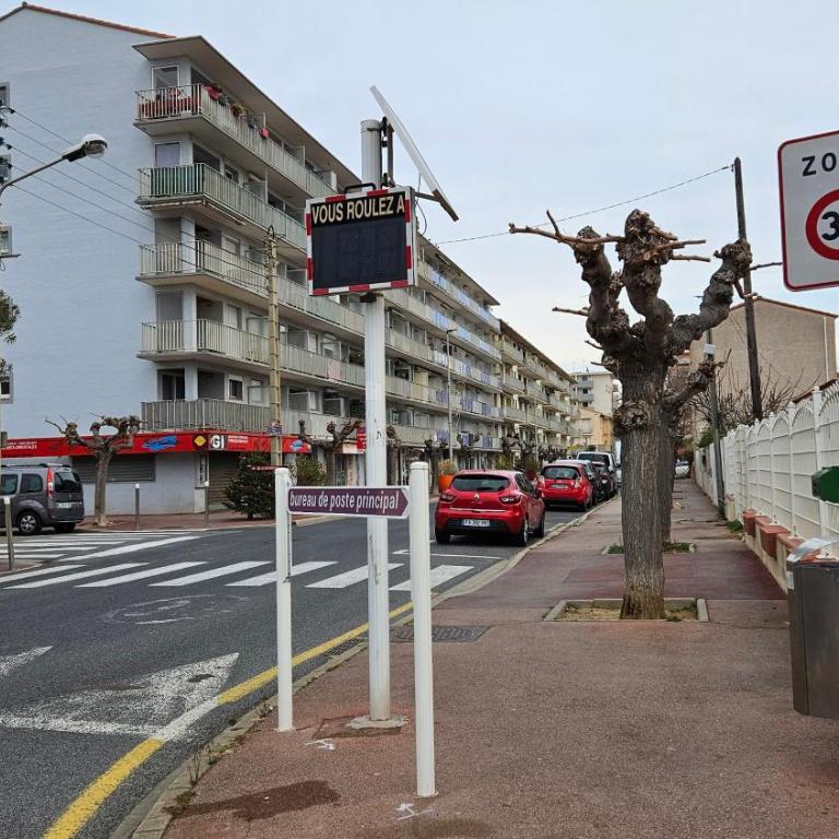 RESIDENCE LE NEULOS, T2 40m2 AVEC GARAGE PRIVE, 150 m de la mer, Avenue Roussillon Canet-Plage - Superior Apartment - 29