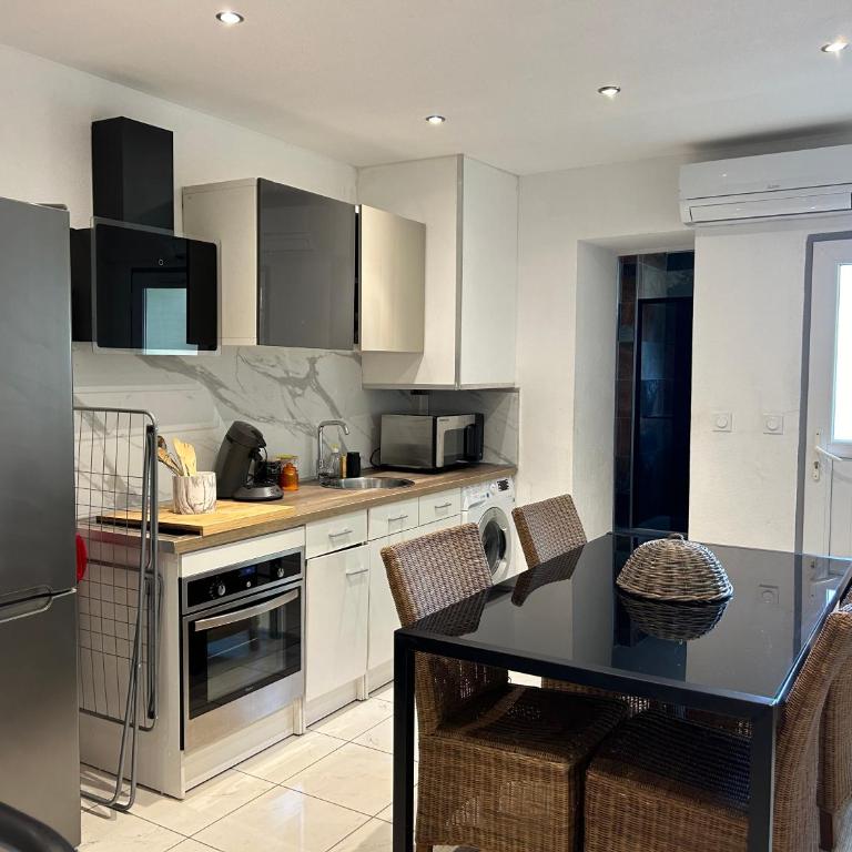 Grand T2 climatisé avec jardin - À deux pas du centre historique - Appartement 1 Chambre - 7