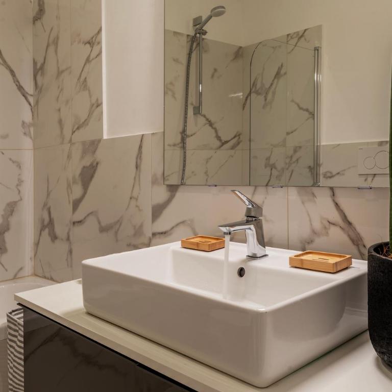 Toscana 5 - FromHometoRome - Appartamento con 3 Camere da Letto - 36