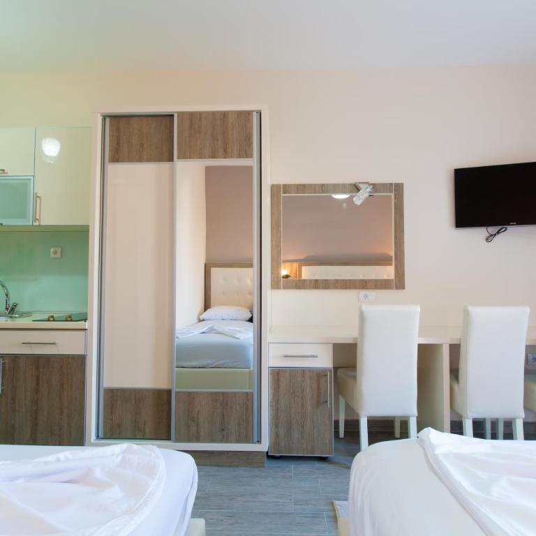 A3 Apartments - Superior Vila - 10