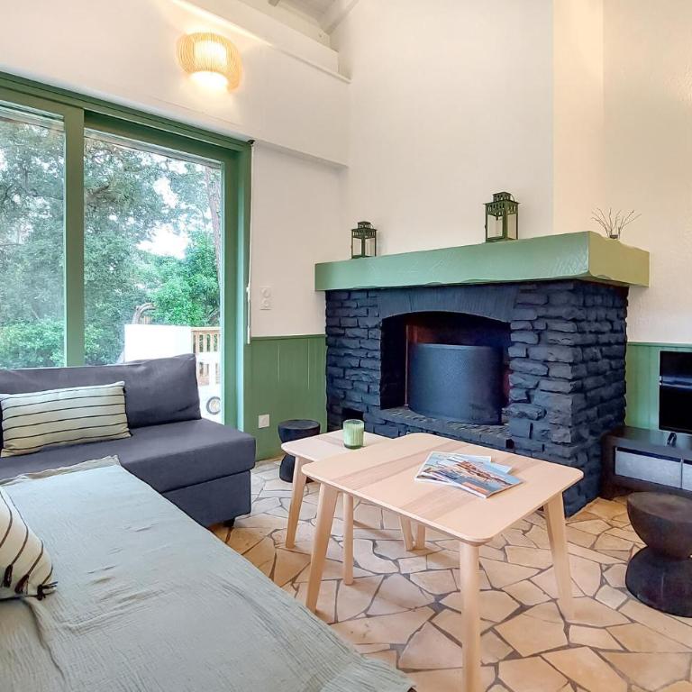 Gorgeous Home In Lege-Cap-Ferret With Wifi - Maison de Vacances 2 Chambres - 2