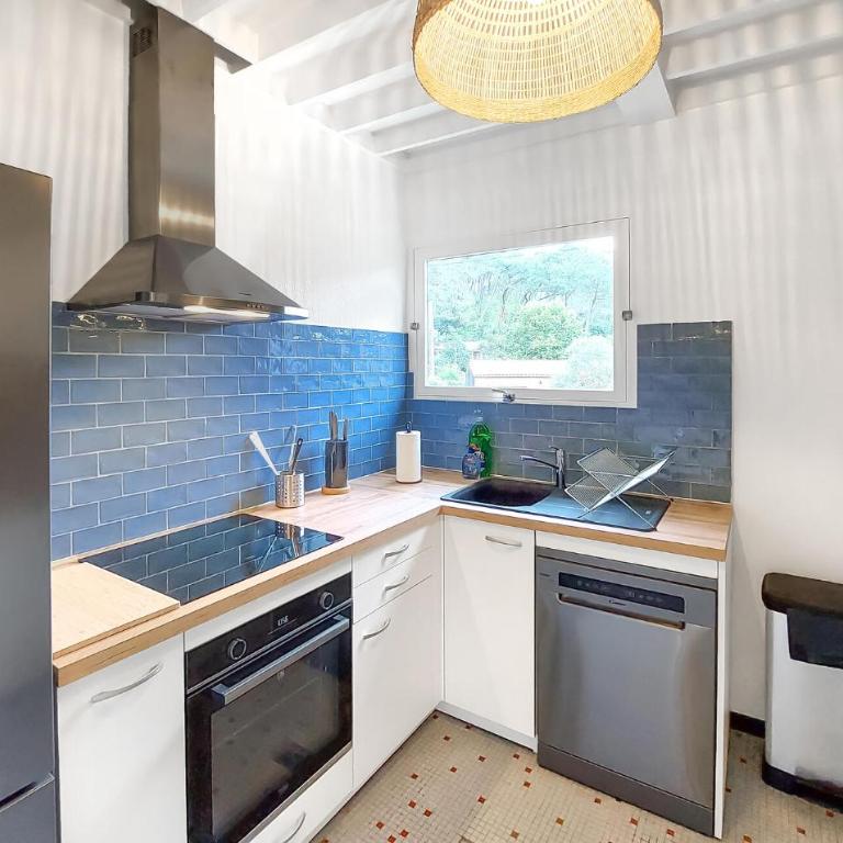 Gorgeous Home In Lege-Cap-Ferret With Wifi - Maison de Vacances 2 Chambres - 5