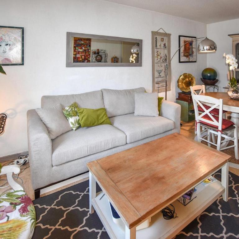 1 Bedroom Cozy Apartment In L'isle-Sur-La-Sorgue - Appartement 1 Chambre - 3