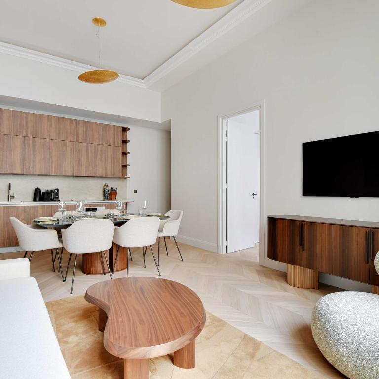Luxury Apartment - 2BR-4P - GeorgeV-Champs Elysees - Two-Bedroom Apartment - 4